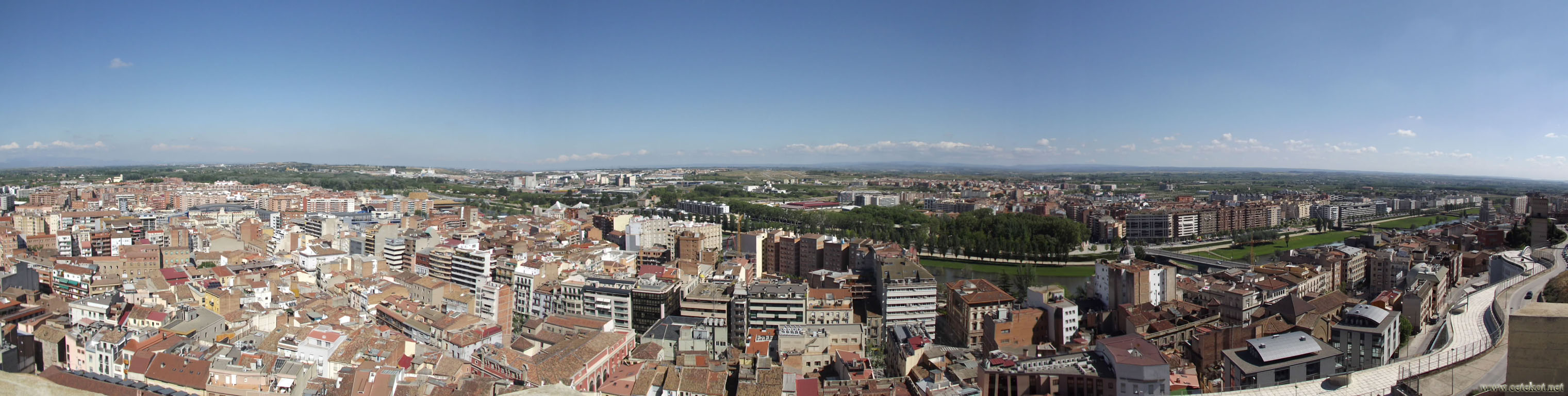 Льейда: панорама города.