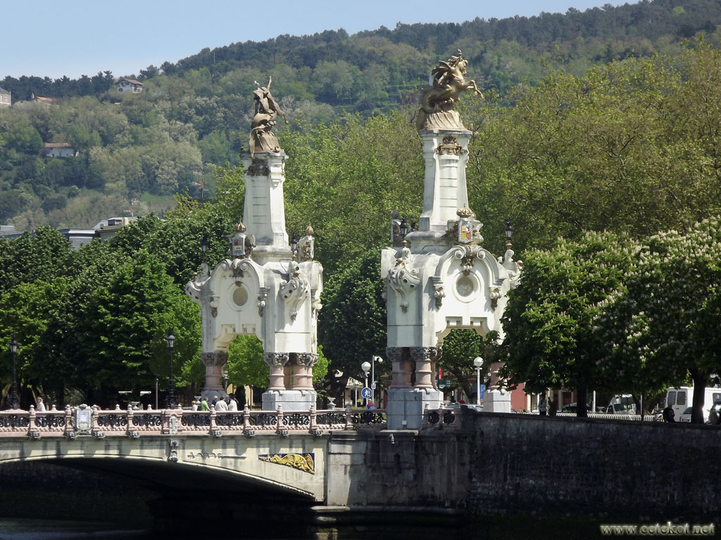 Сан-Себастьян: мост Марии Кристины.