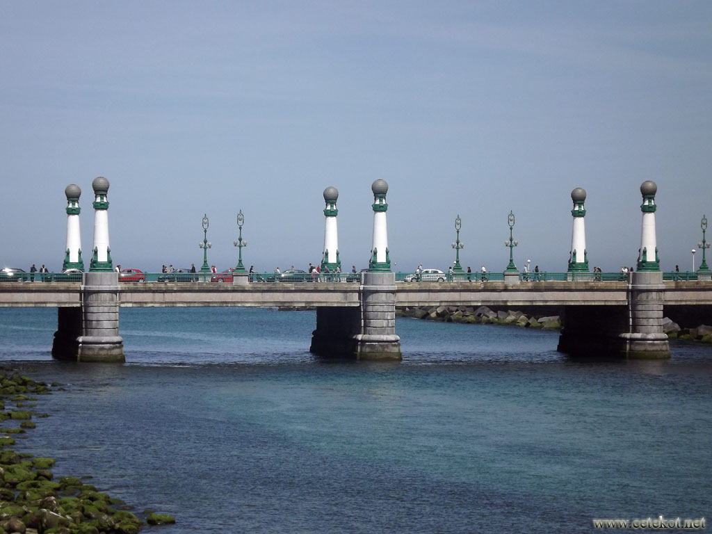 Сан-Себастьян: последний мост перед океаном.